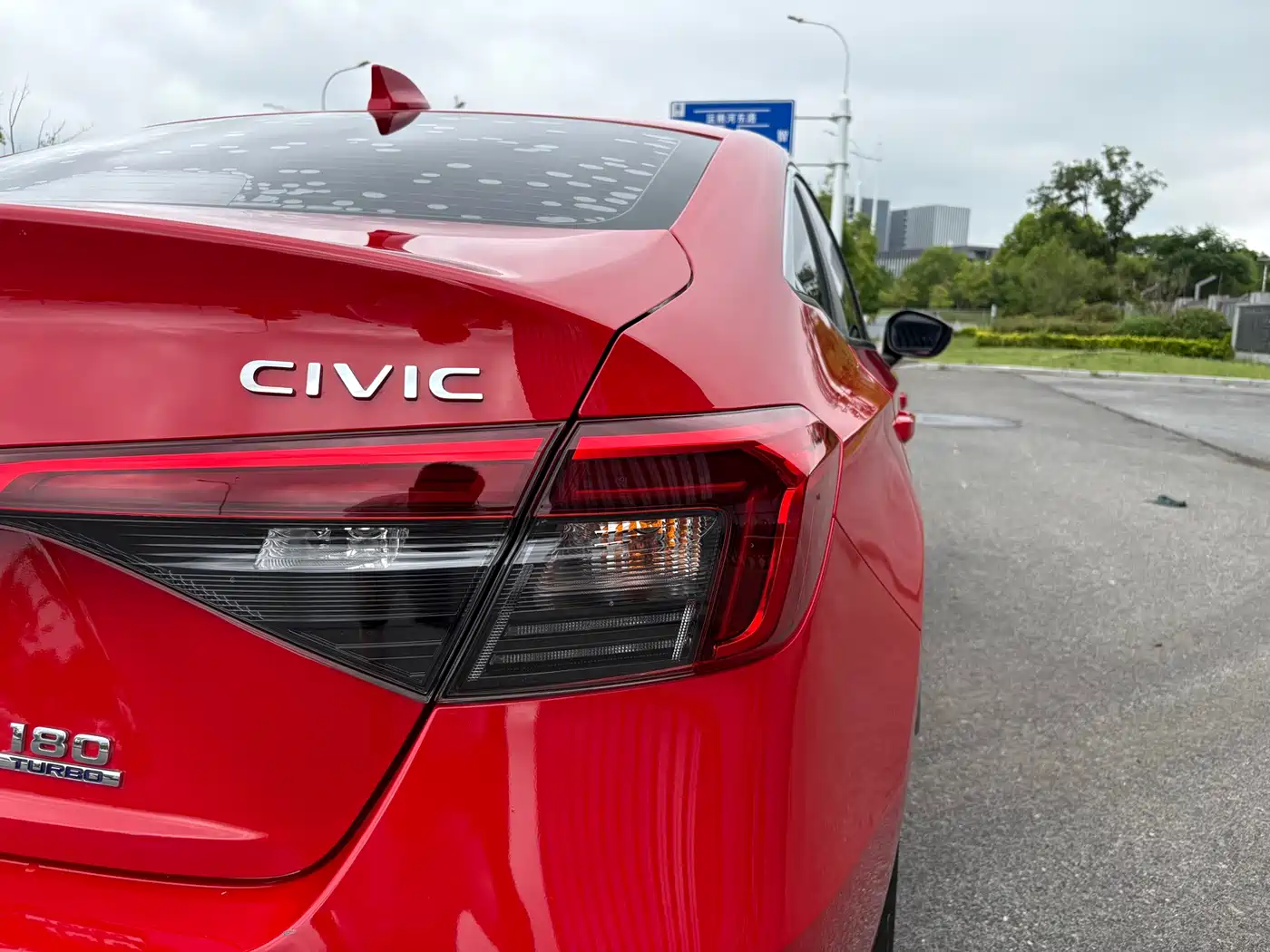 Photo 25 - Honda Civic
