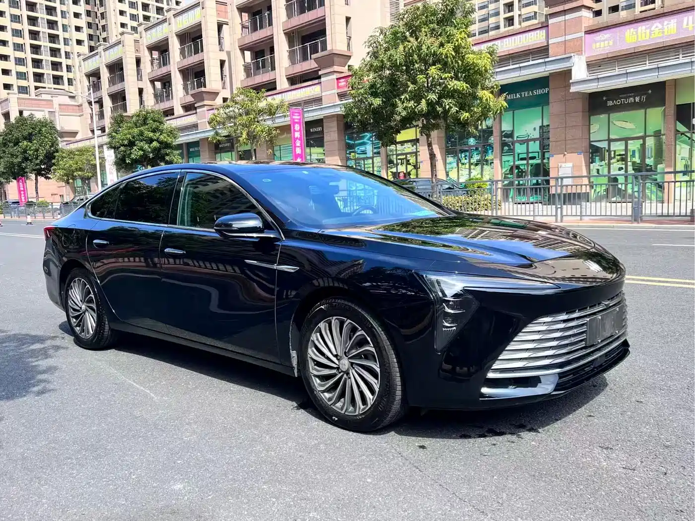 Buick LaCrosse 2023 28T Premium Edition фото 3