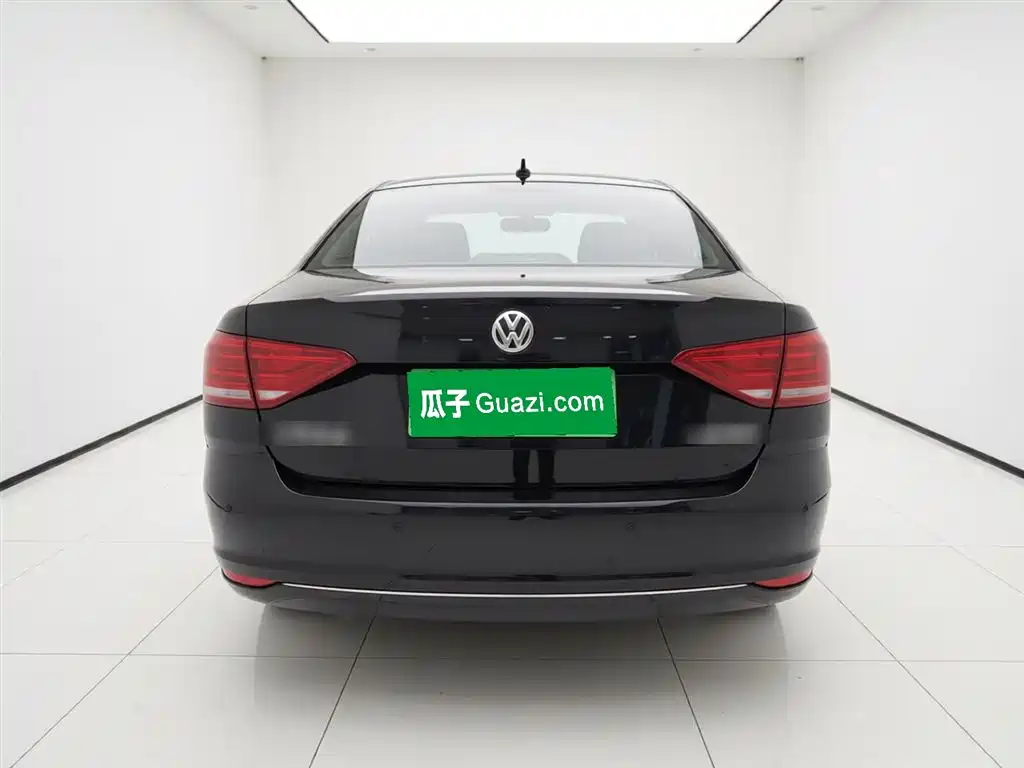 Volkswagen Lavida 2017 1.6L Automatic Trend Edition фото 5