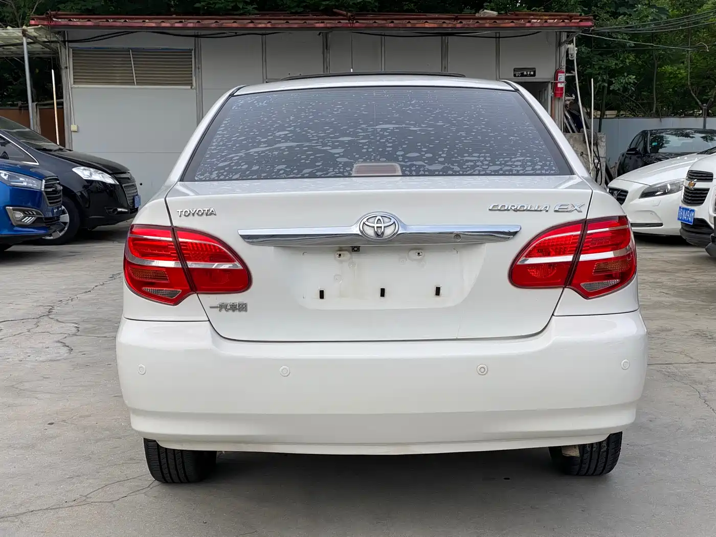 Toyota Corolla 2013 1.6L Automatic Luxury фото 13