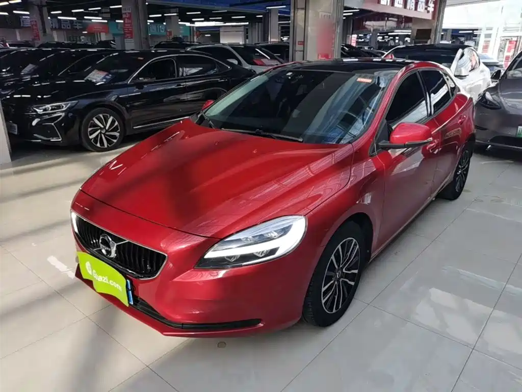 Volvo V40 2019 2019 T3 Momentum