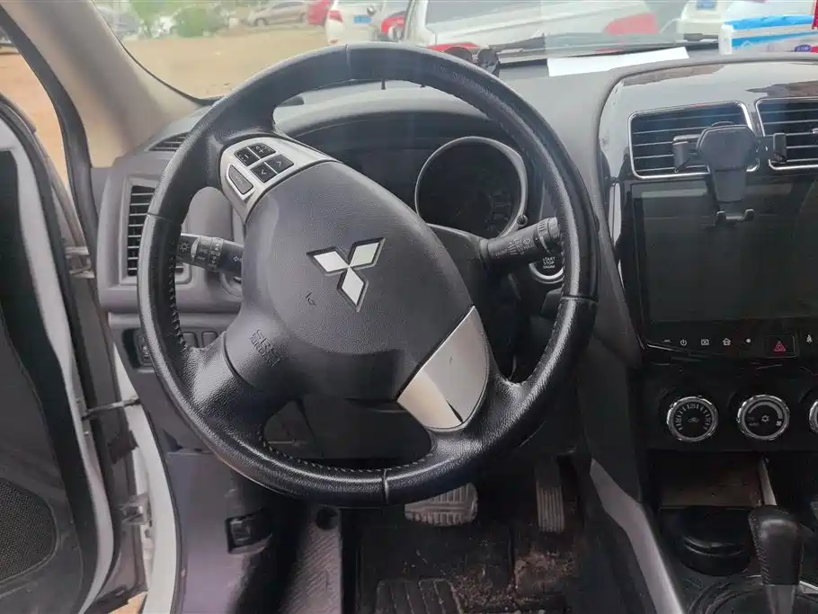Mitsubishi ASX 2018 2.0L CVT 2WD Premium фото 15