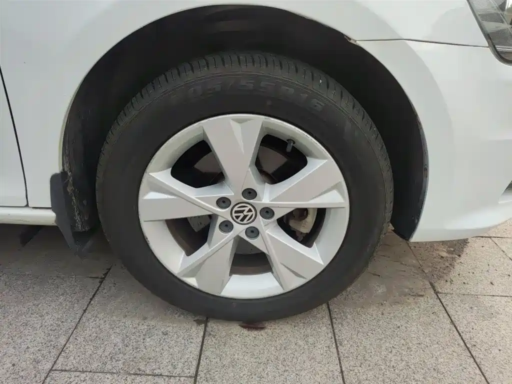 Volkswagen Bora 2015 Quality Edition 1.6L Manual Fashion фото 26