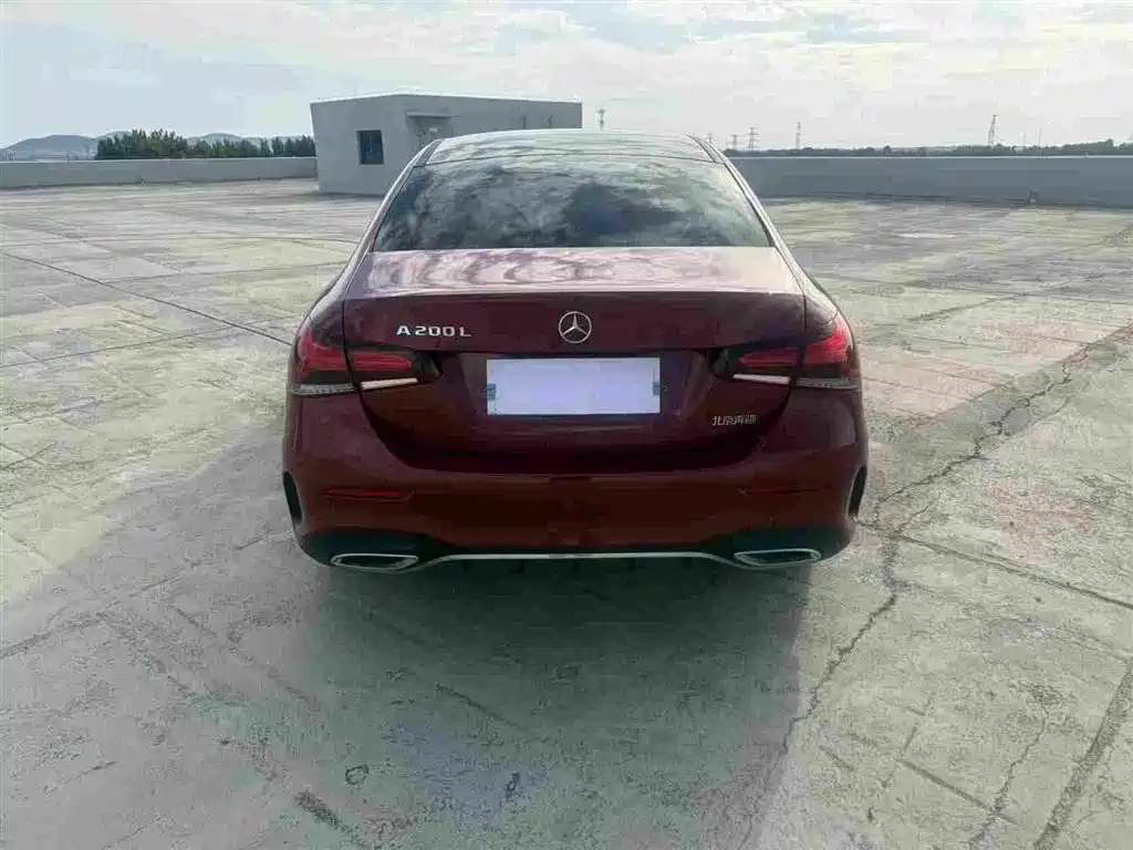 Mercedes-Benz A-Class 2019 A 200 L Sport Sedan фото 8