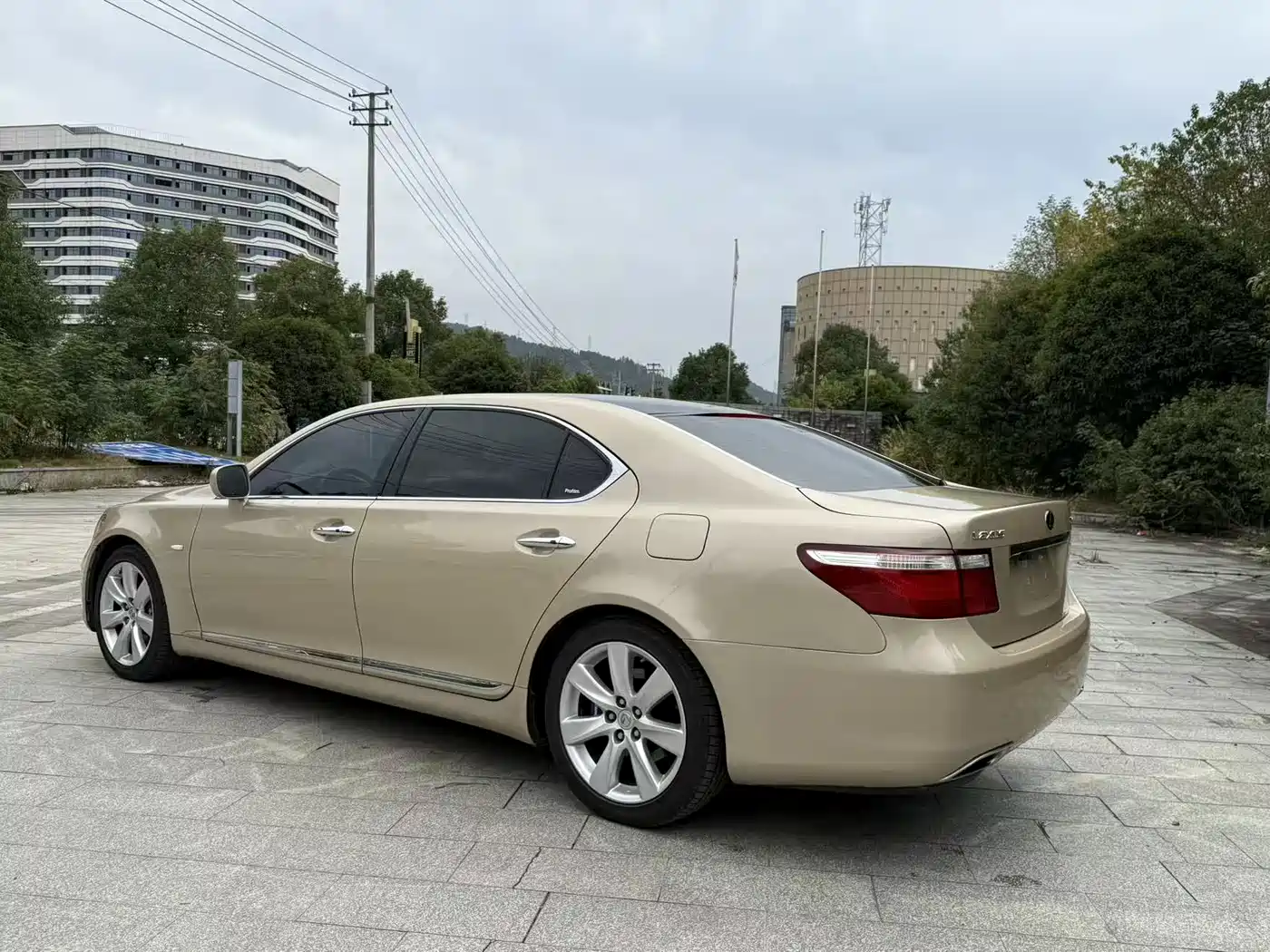 Lexus LS 2006 460L Premium Edition фото 5