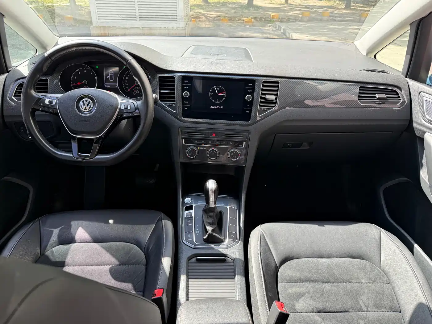 Volkswagen Golf Sportsvan 2018 230TSI Automatic Luxury фото 11
