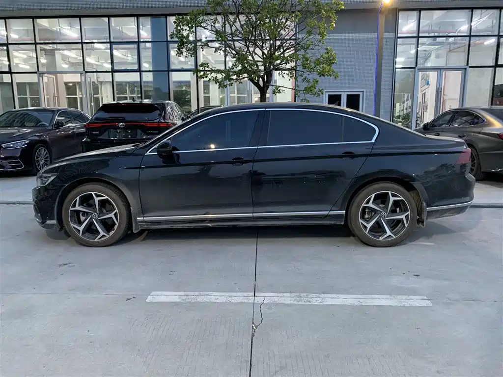 Volkswagen Magotan 2026 2026 Model 30 Million Special Selection 380TSI DSG Luxury