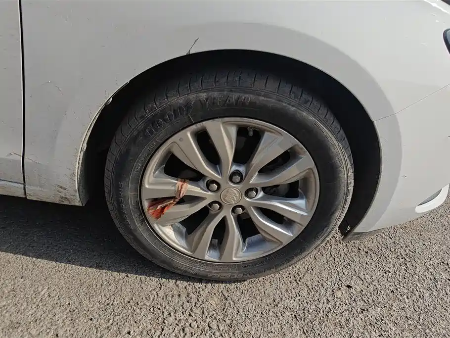 Buick Excelle 2019 15T DCT Connected Elite Type China VI фото 6
