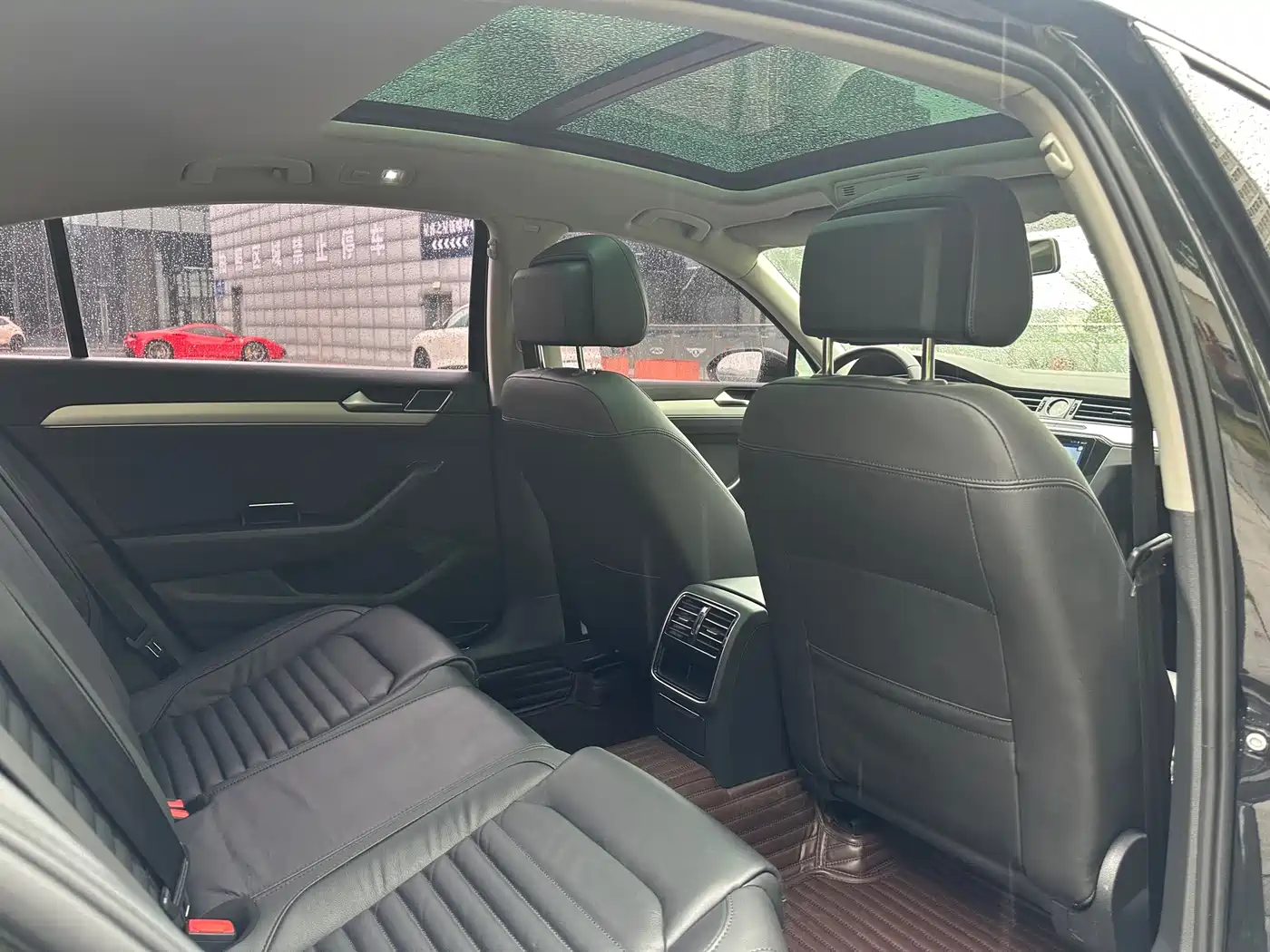 Land Rover Discovery Sport 2020 249PS R-Dynamic Performance Tech 7-seater фото 18