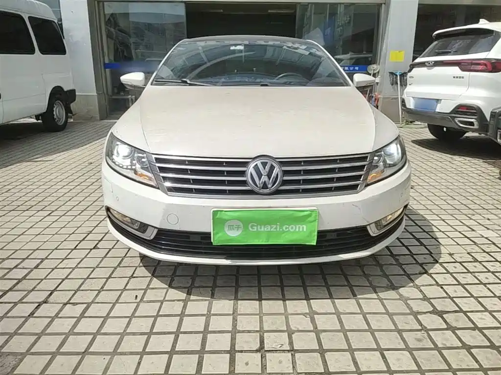 Volkswagen FAW-Volkswagen CC 2016 Model 1.8TSI Luxury фото 3