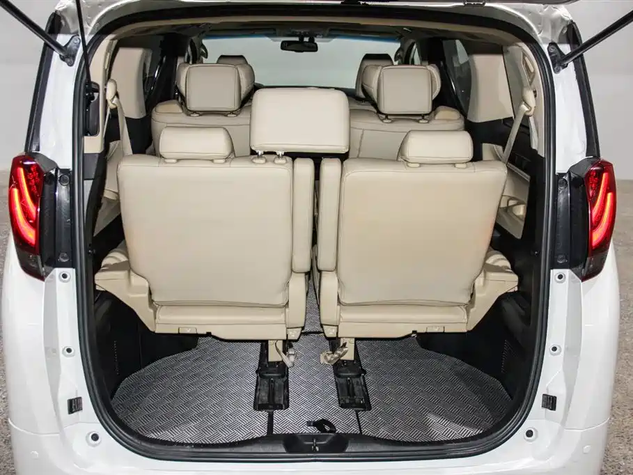 Toyota Alphard 2015 3.5L Luxury Edition фото 22