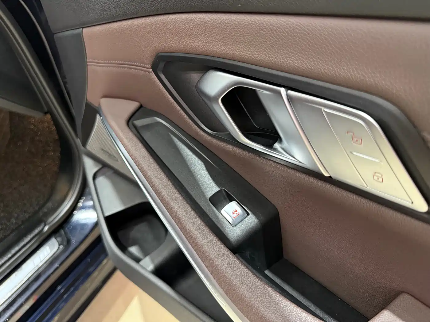BMW 3 Series 2020 Facelift 325i M Sport Night Edition фото 27