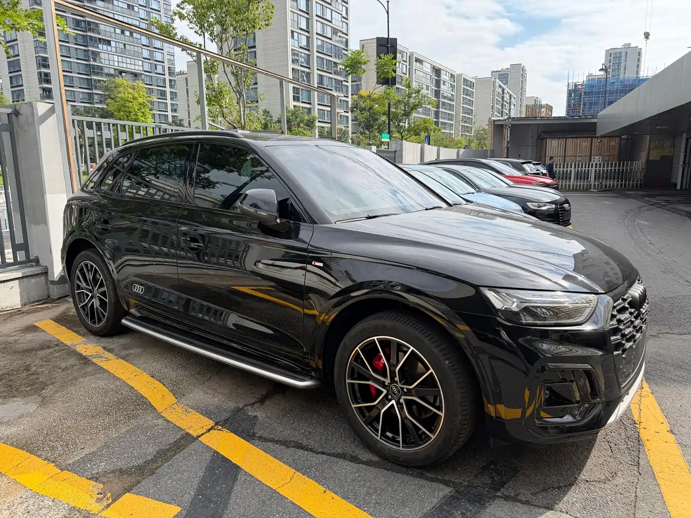 Фото 4 - Audi Q5L