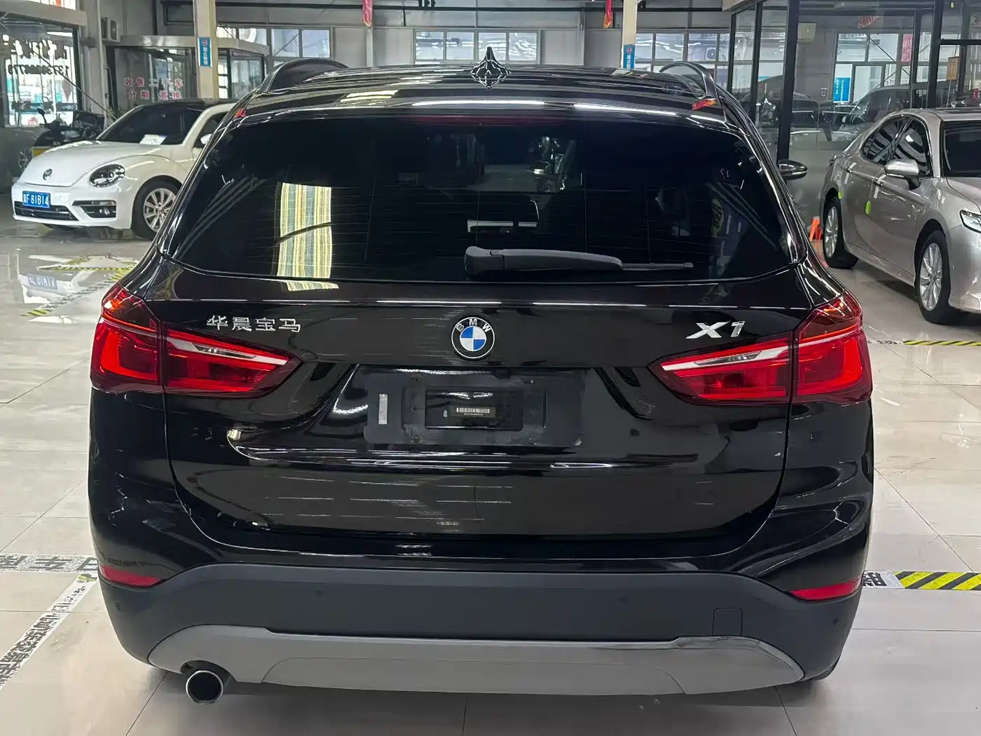 BMW X1 2018 sDrive18Li Fashion Model фото 5