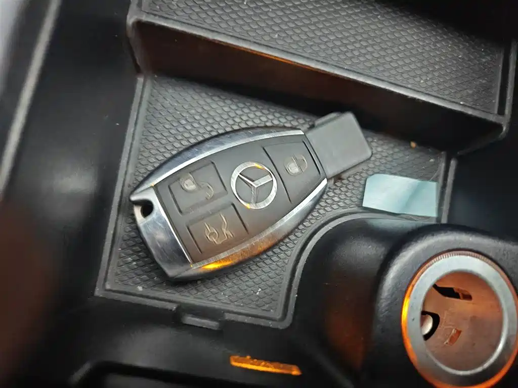 Mercedes-Benz GLK-Class 2015 GLK 300 4MATIC Fashion Ultimate Edition фото 19