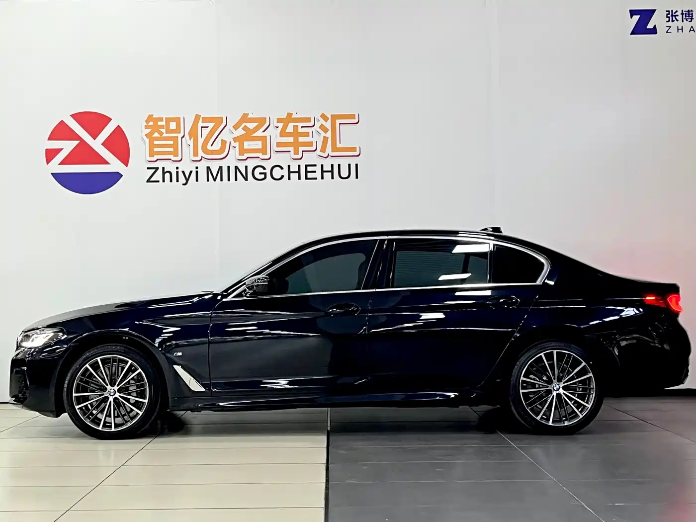 BMW 5 Series 2023 530Li xDrive M Sport Package фото 3