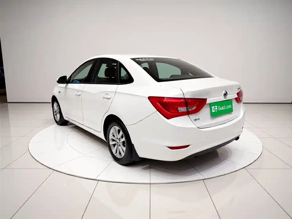 Buick Excelle 2015 15N Automatic Progressive фото 4