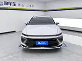 Photo 2 - Hyundai Sonata