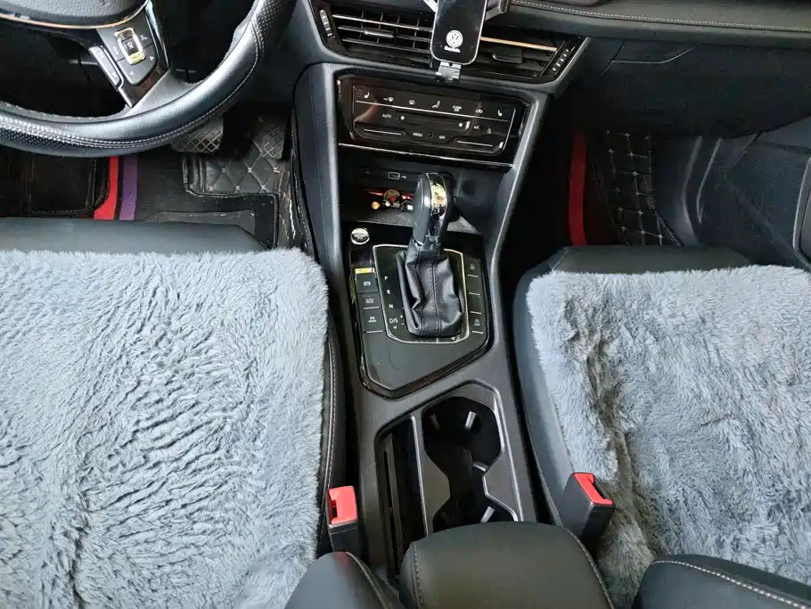 Volkswagen Tharu, миниатюра 16