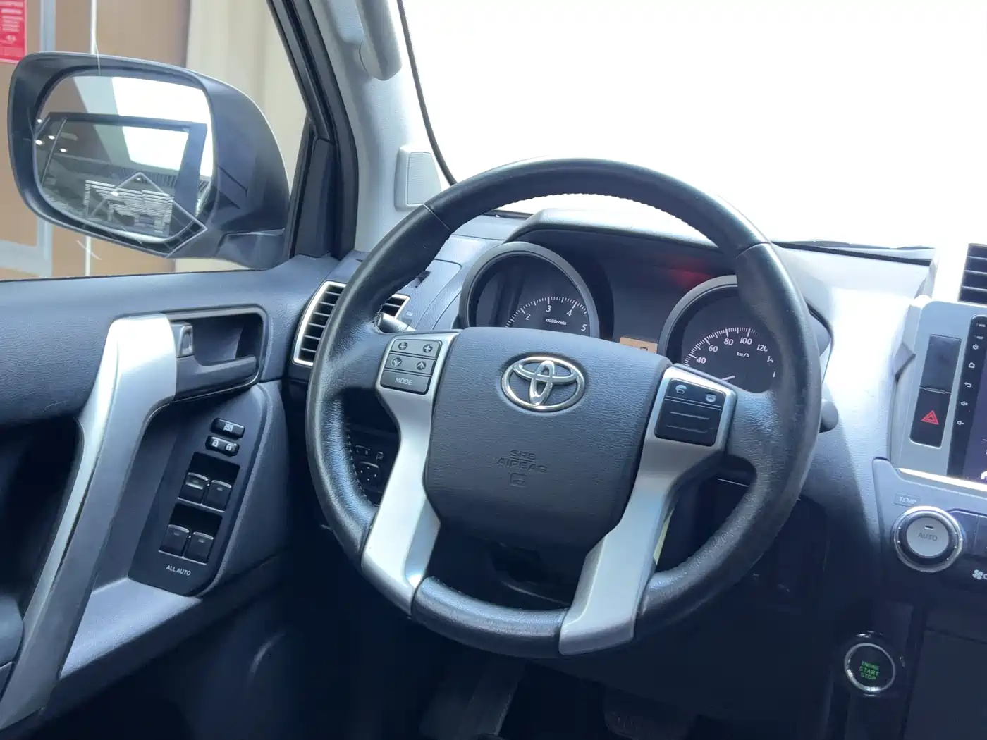 Toyota Prado 2016 2.7L Auto Standard Edition фото 7