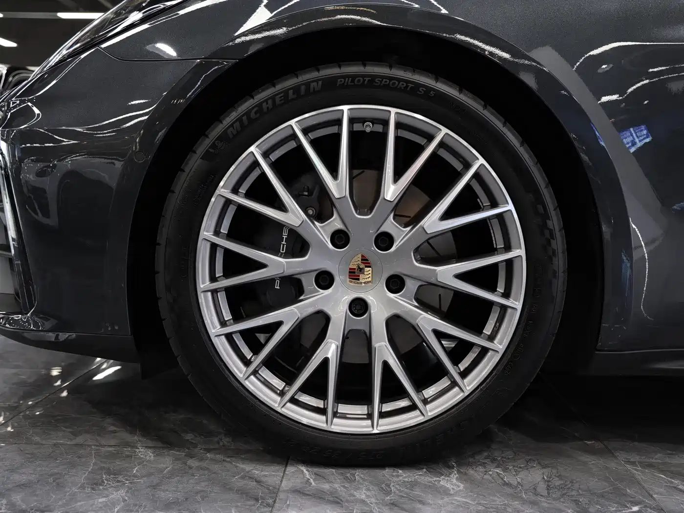 Porsche Panamera 2024 Panamera 2.9T фото 8