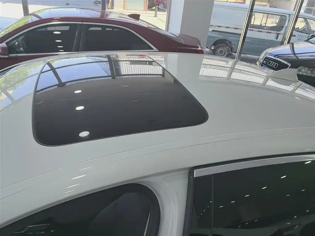 BMW 5 Series 2019 525Li Luxury Package фото 14