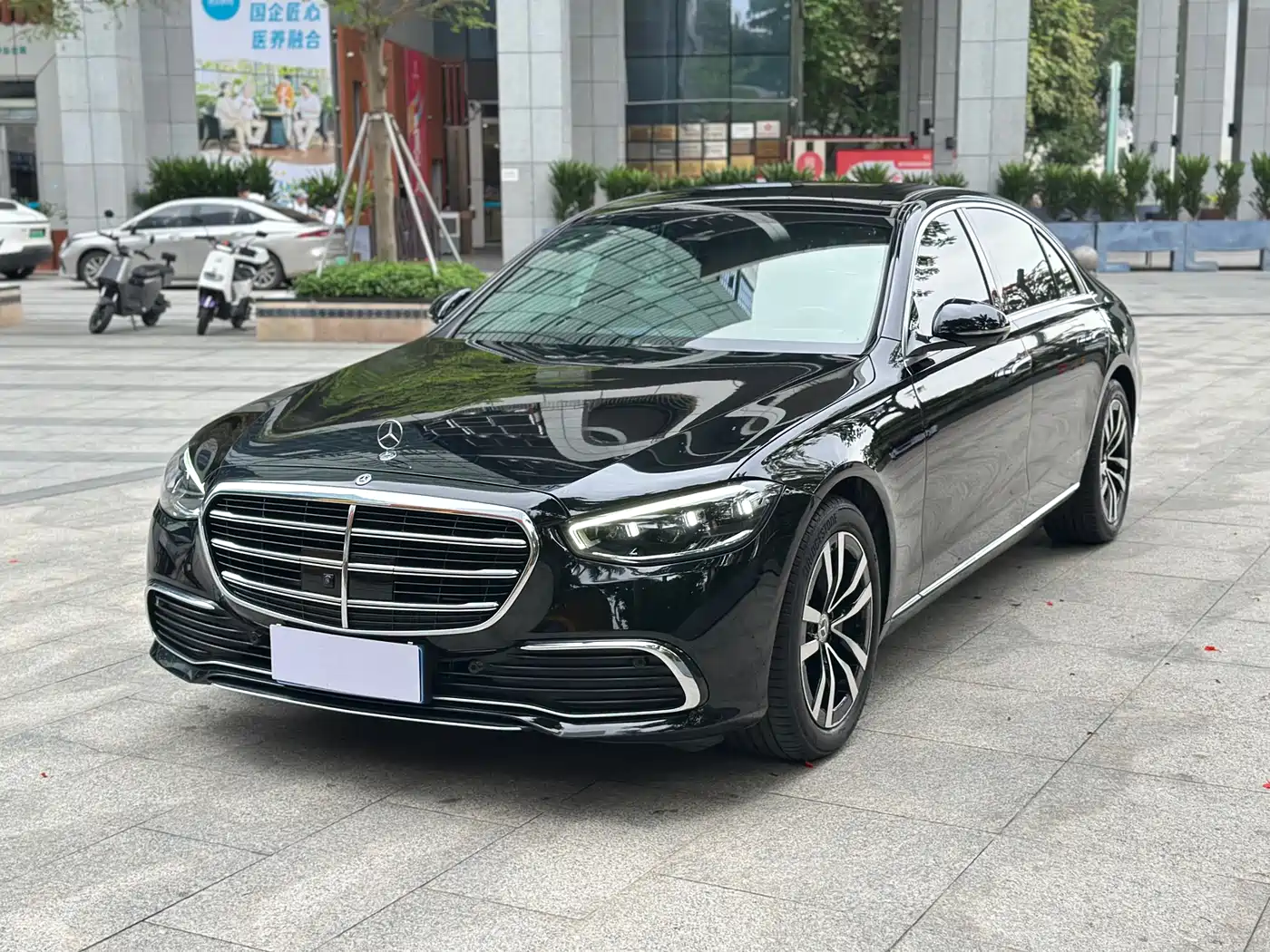 Mercedes-Benz S-Class 2022 Facelift Model S 400 L Luxury Type фото 3