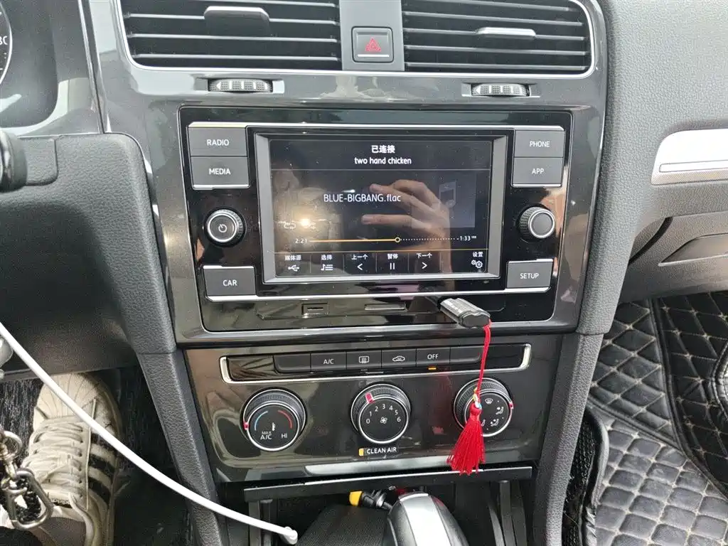 Volkswagen Golf 2018 1.6L Automatic Comfort фото 9