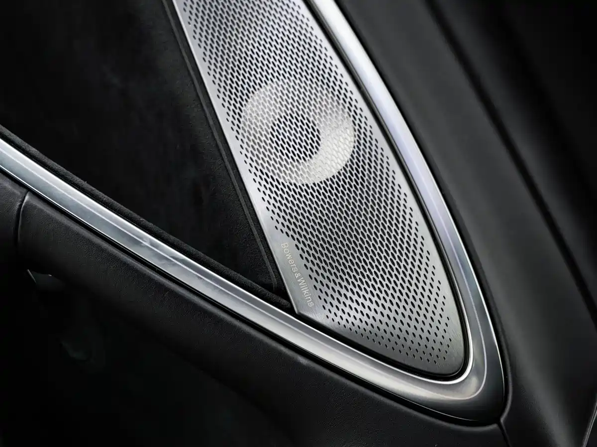 McLaren Artura 2023 3.0T Hybrid Standard фото 17