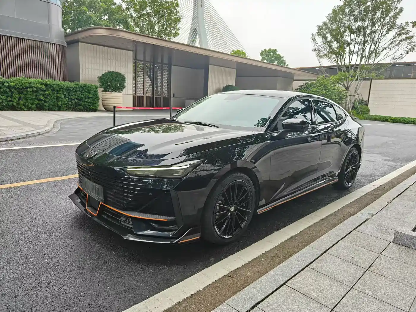 CHANGAN UNI-V