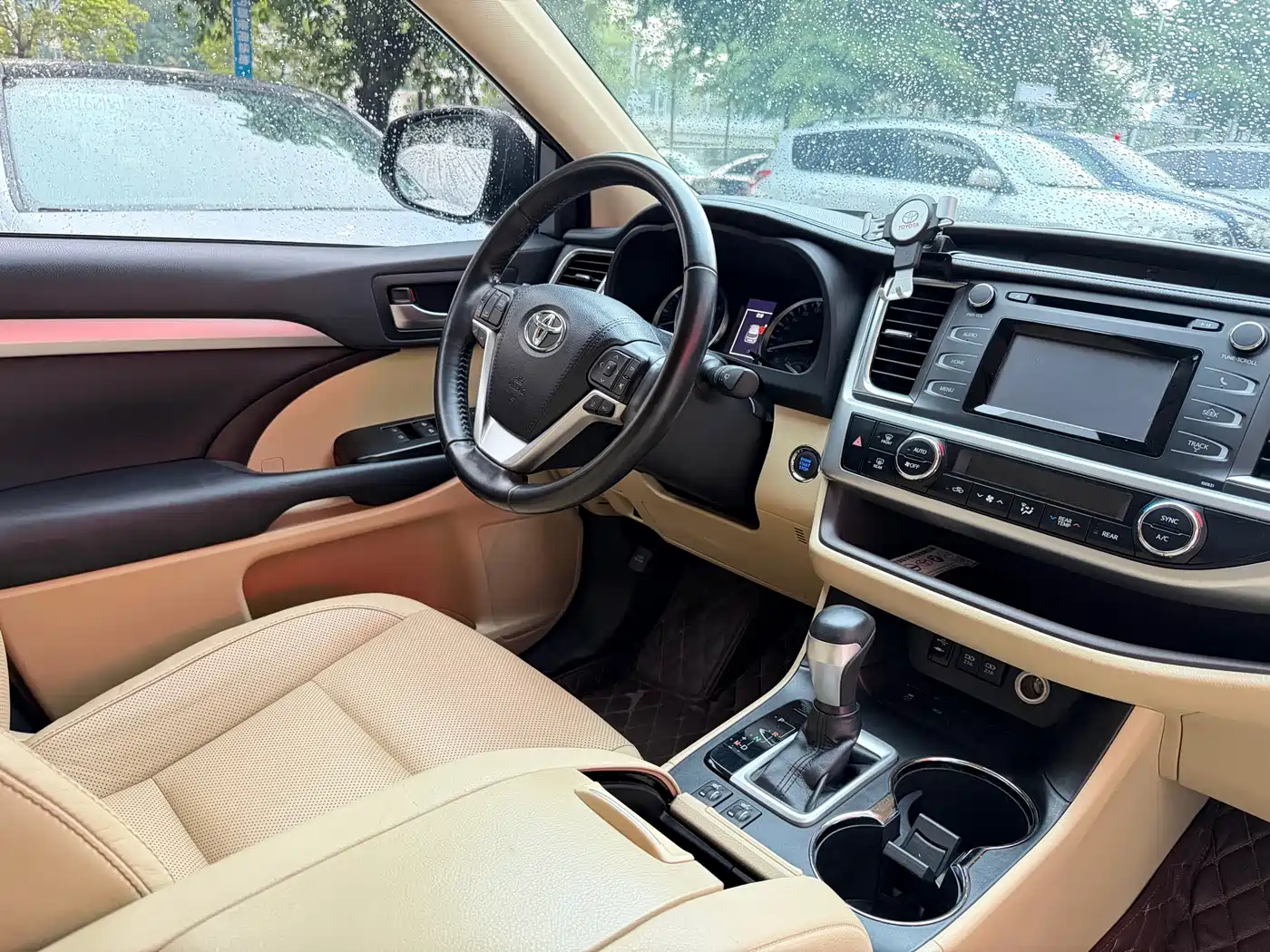 Toyota Highlander 2018 2.0T 2WD Luxury 7-seater (China V) фото 8