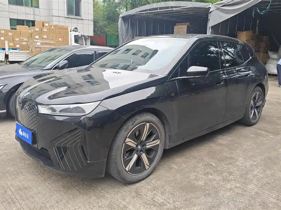 BMW iX 2022 xDrive40