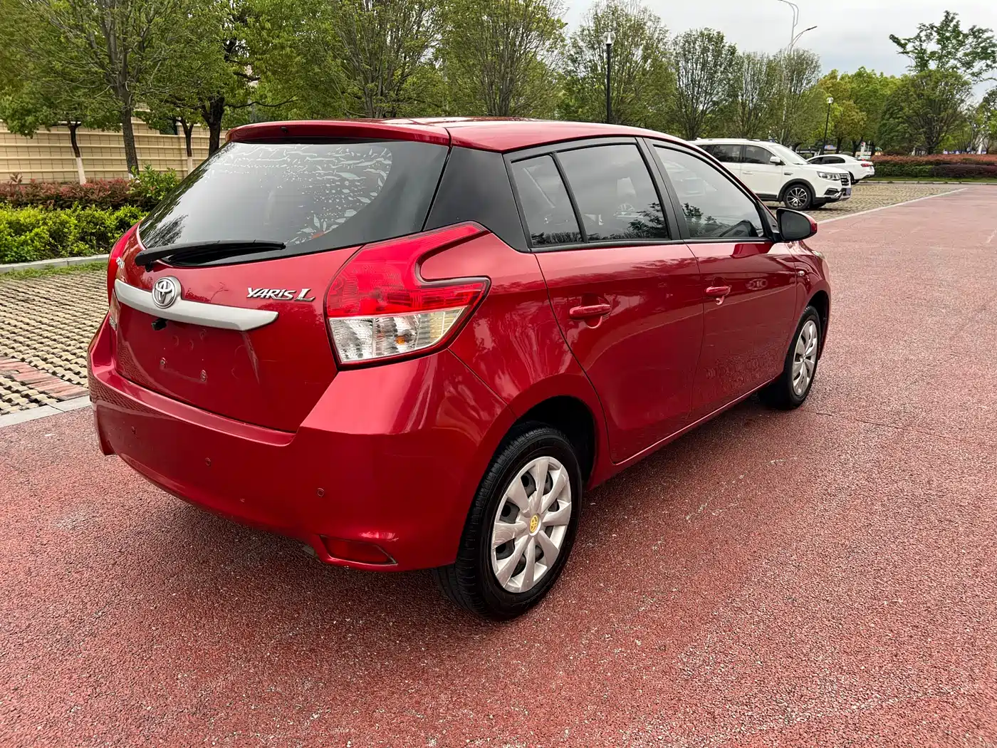 Toyota YARiS L Zhi Xuan 2015 1.5E Auto Charming Edition фото 8