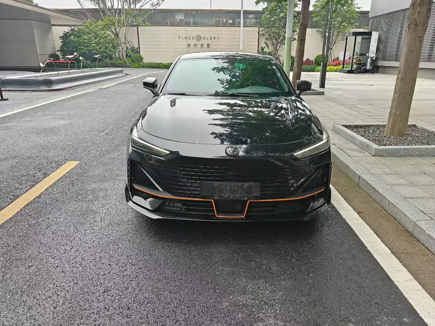 CHANGAN UNI-V