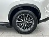 Фото 16 - Lexus NX