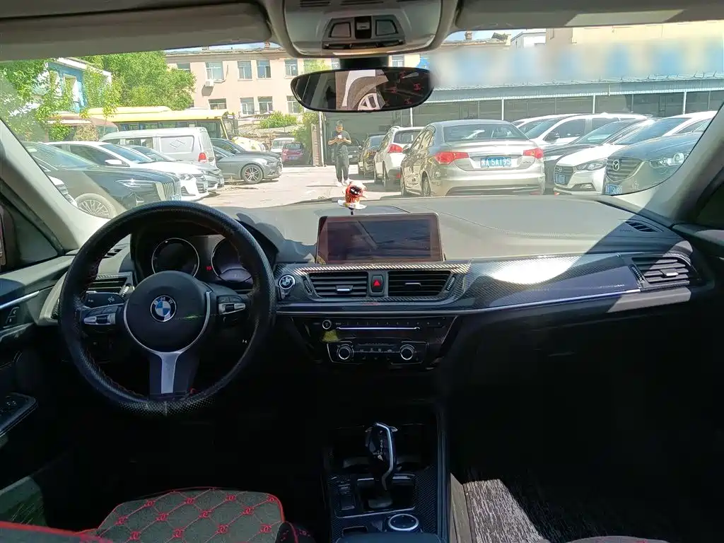 BMW 1 Series 2019 118i M Sport Package фото 5