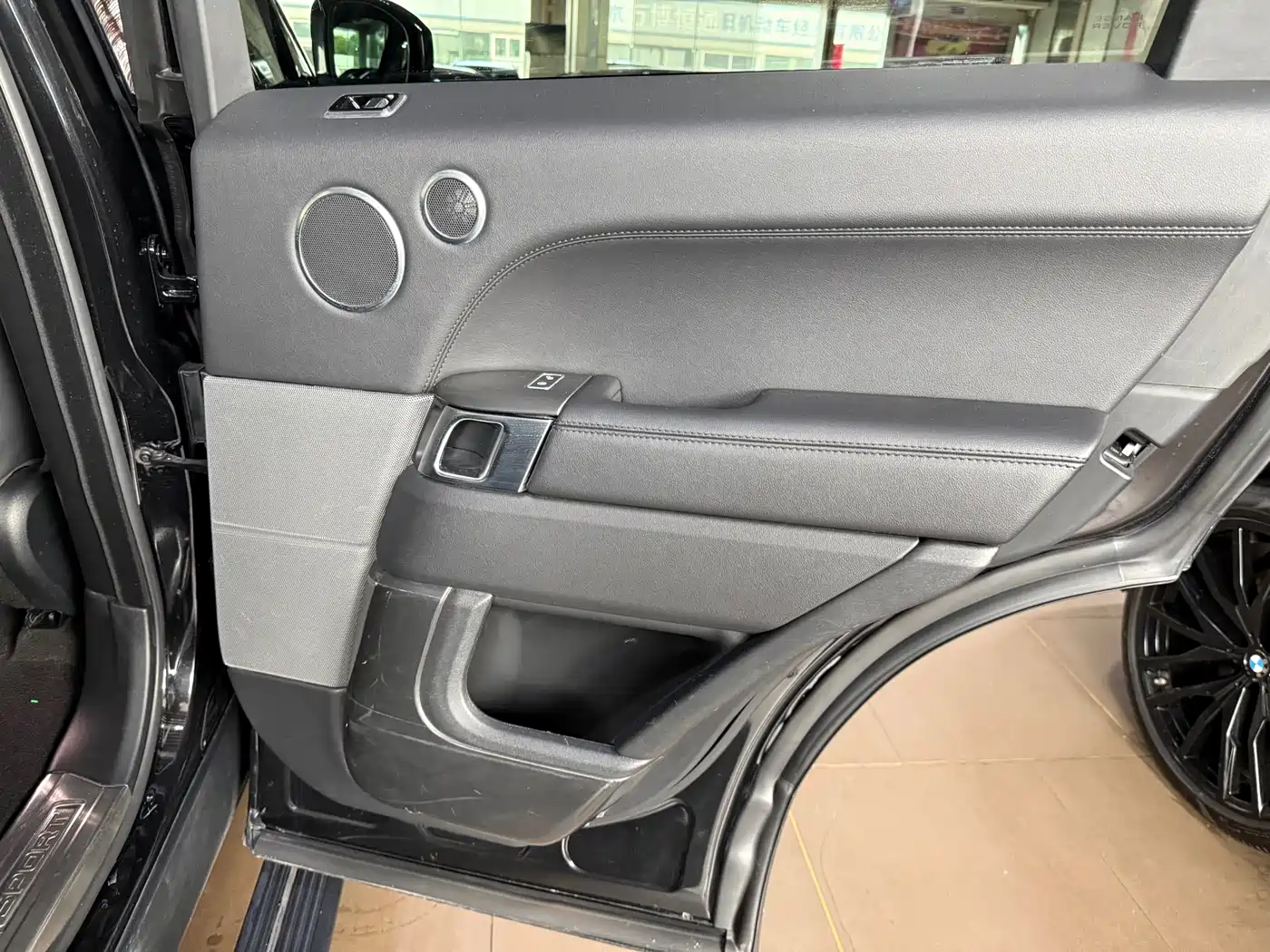 Land Rover Range Rover Sport 2019 3.0 SC V6 Special Edition фото 13