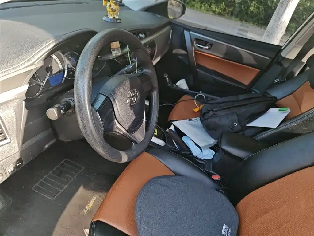 Toyota Levin 2014 1.6G CVT Elite Edition фото 16