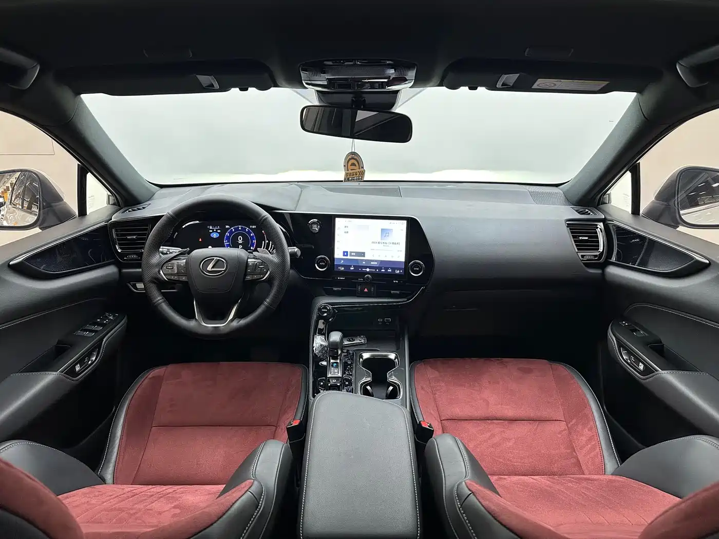 Lexus NX 2023 260 FWD Dynamic Edition фото 9