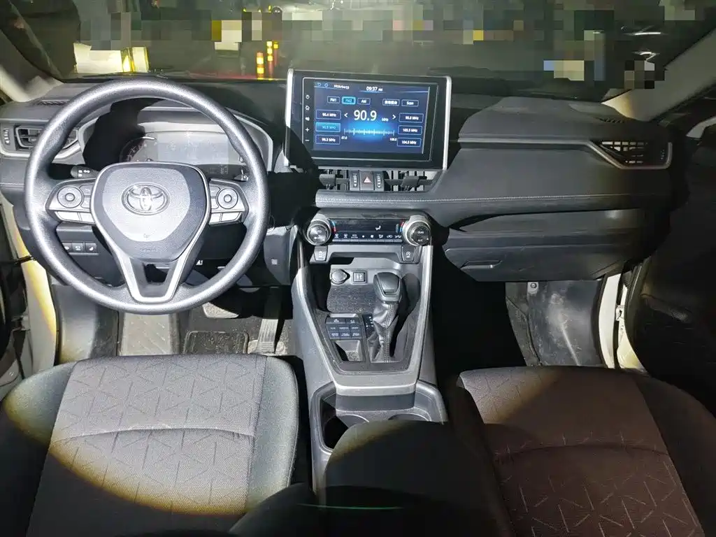 Toyota RAV4 Rongfang 2020 2.0L CVT AWD Trend Edition фото 5