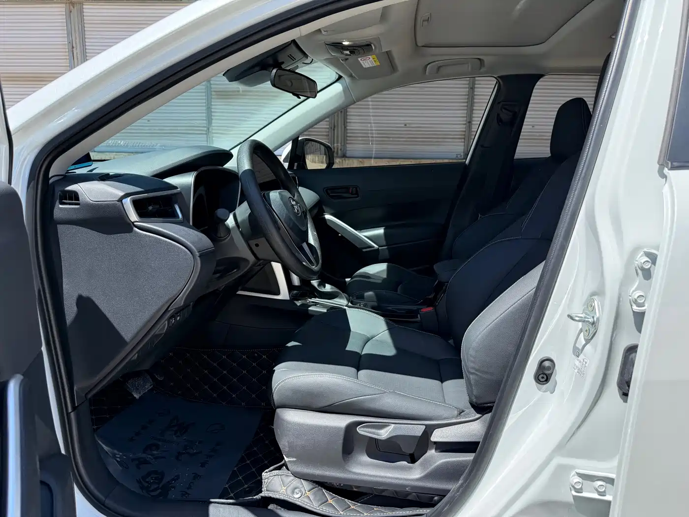 Toyota Frontlander 2024 2.0L CVT Leading Plus Edition фото 7
