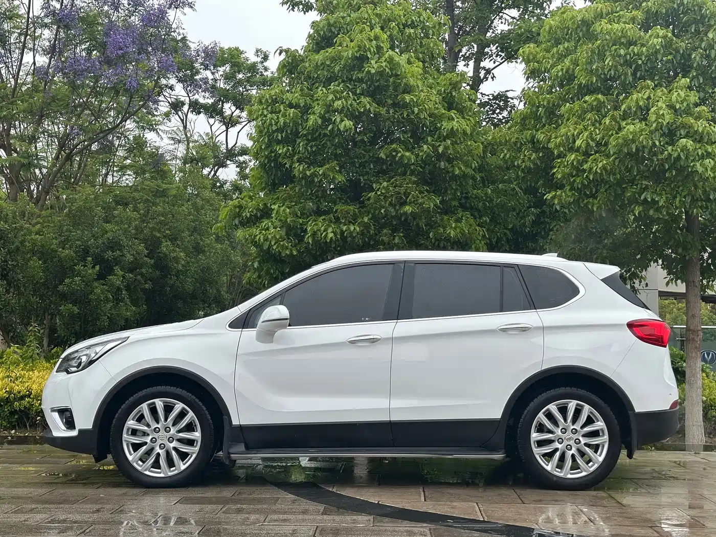 Buick Envision Plus 2018 28T 4WD Luxury фото 10