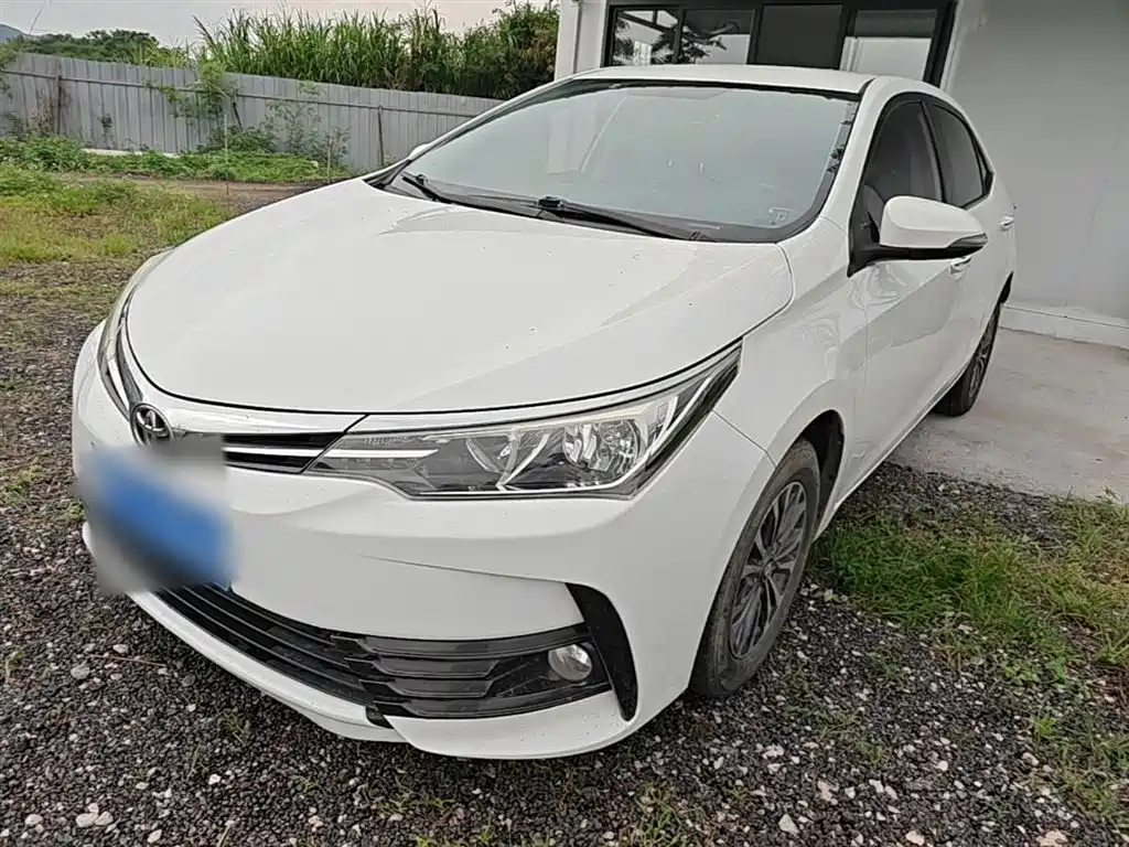 Toyota Corolla 2018 1.2T S-CVT GL Smart Edition фото 2
