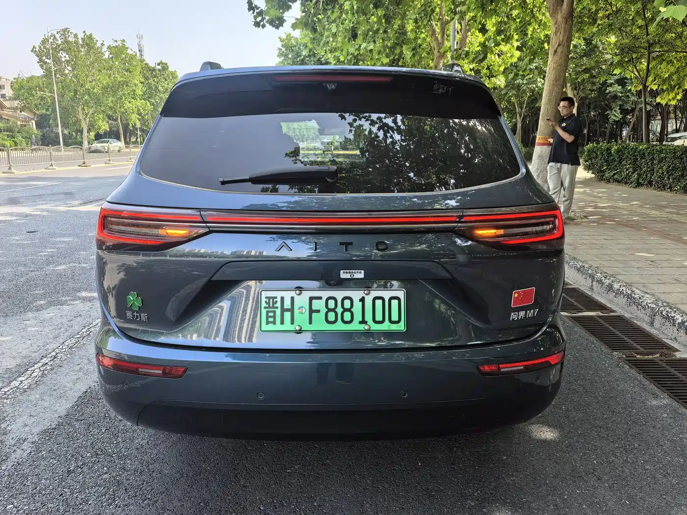 AITO Wenjie AITO M7 2024 1.5T Smart Drive 4WD Ultra 6-seater фото 5