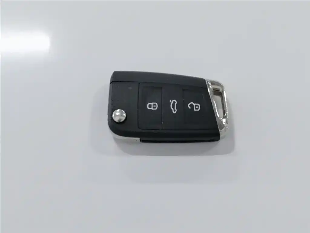 Volkswagen Golf Sportsvan 2018 230TSI Automatic Luxury фото 19