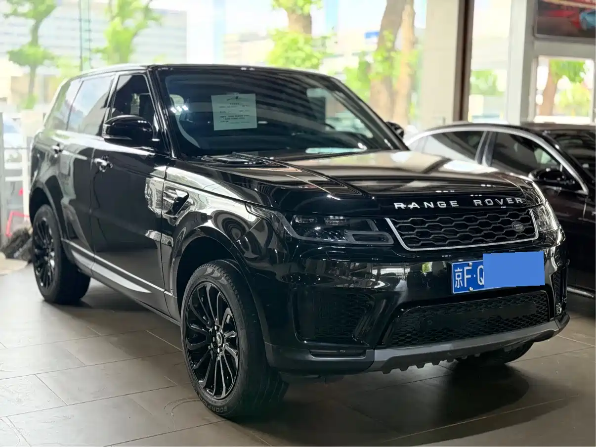 Land Rover Range Rover Sport 2019 3.0 SC V6 Special Edition фото 3