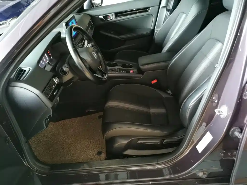 Photo 14 - Honda Civic