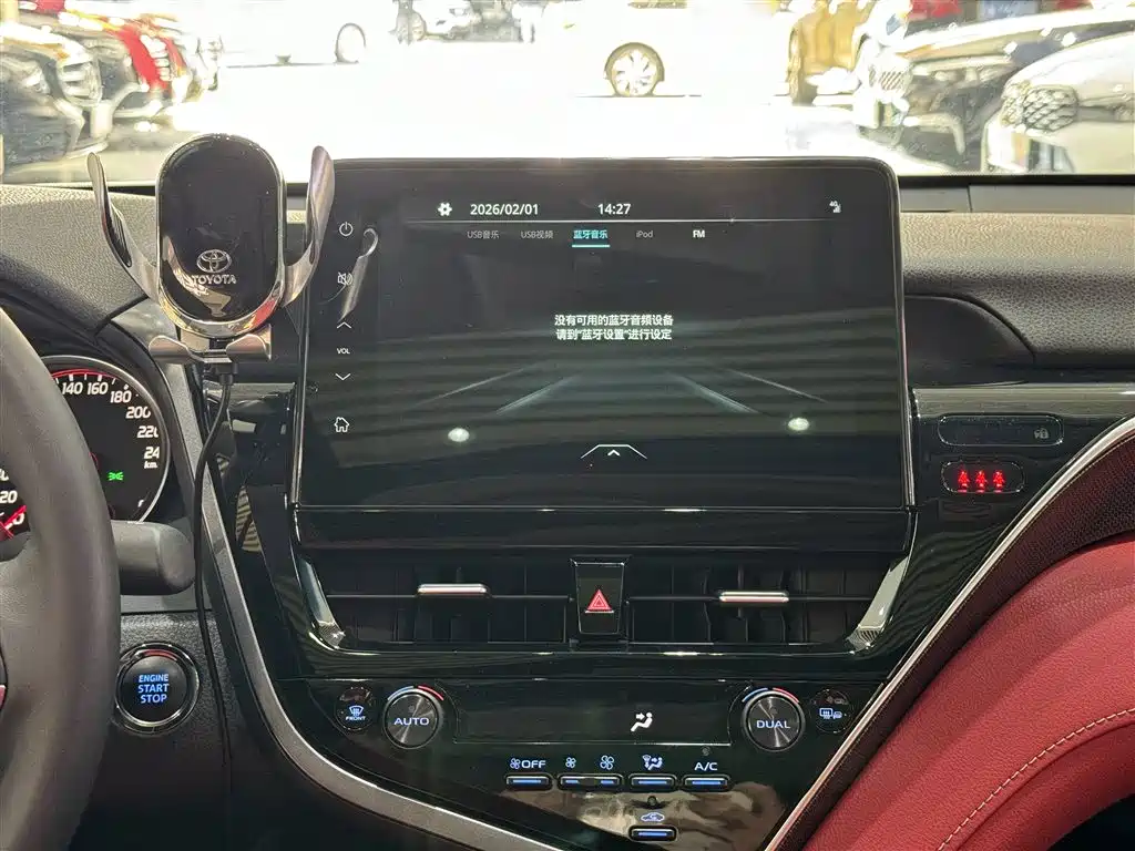 Toyota Camry 2021 2.0S Sporty Edition фото 12