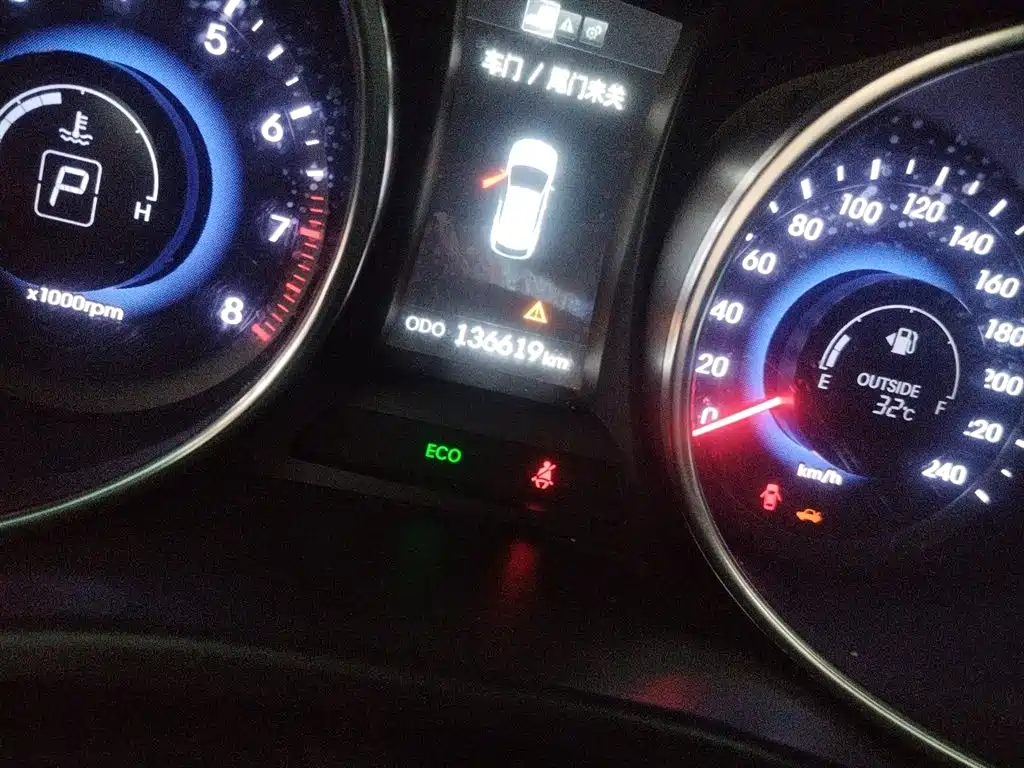 Hyundai Santa Fe 2013 Model 2.4L Automatic 2WD Smart фото 13