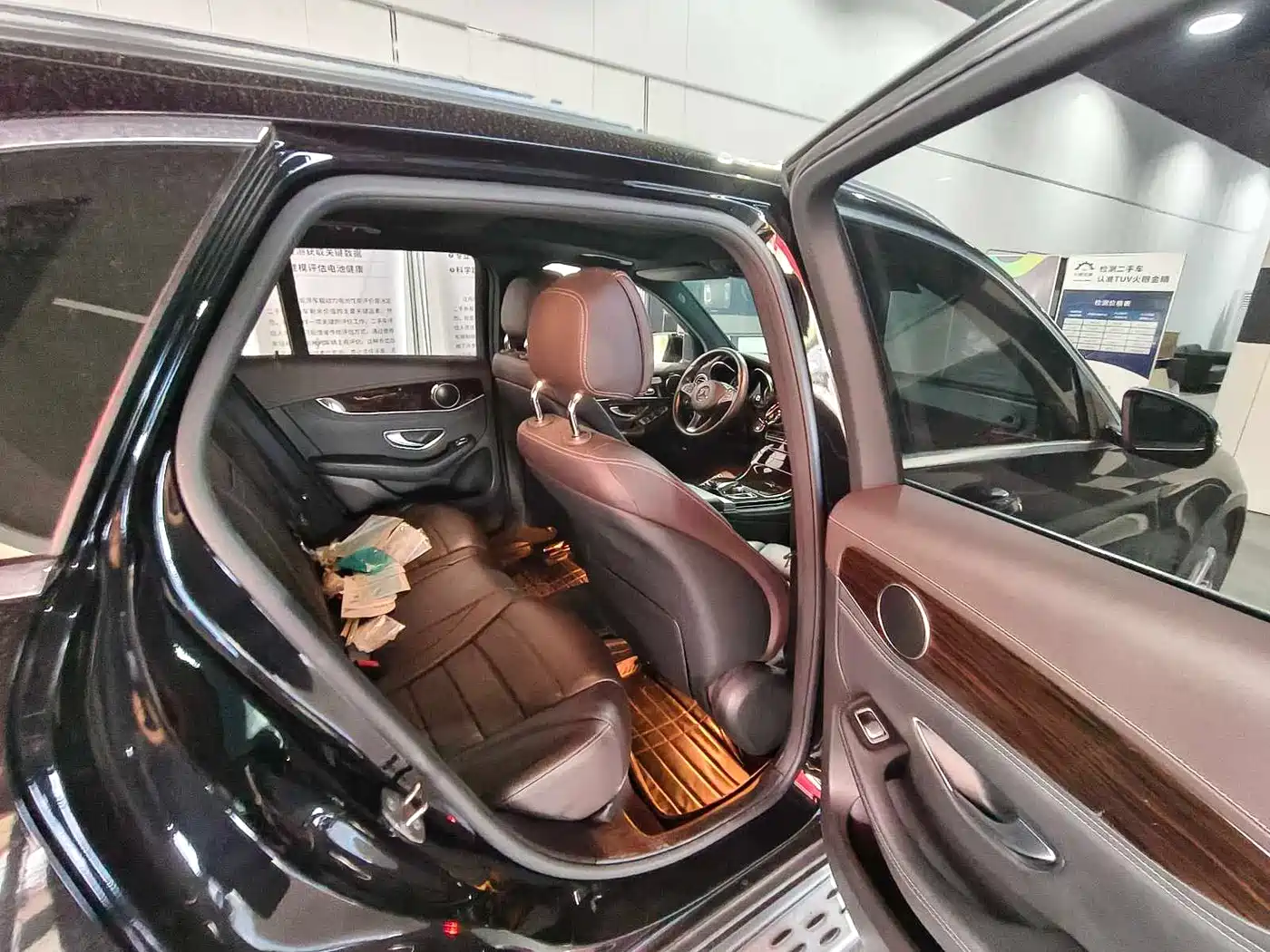 Mercedes-Benz GLC 2016 GLC 260 4MATIC Luxury фото 7